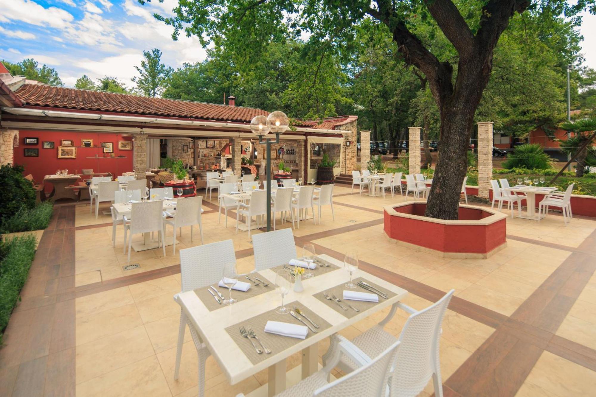 Apartments Amfora Plava Laguna Umag Eksteriør billede
