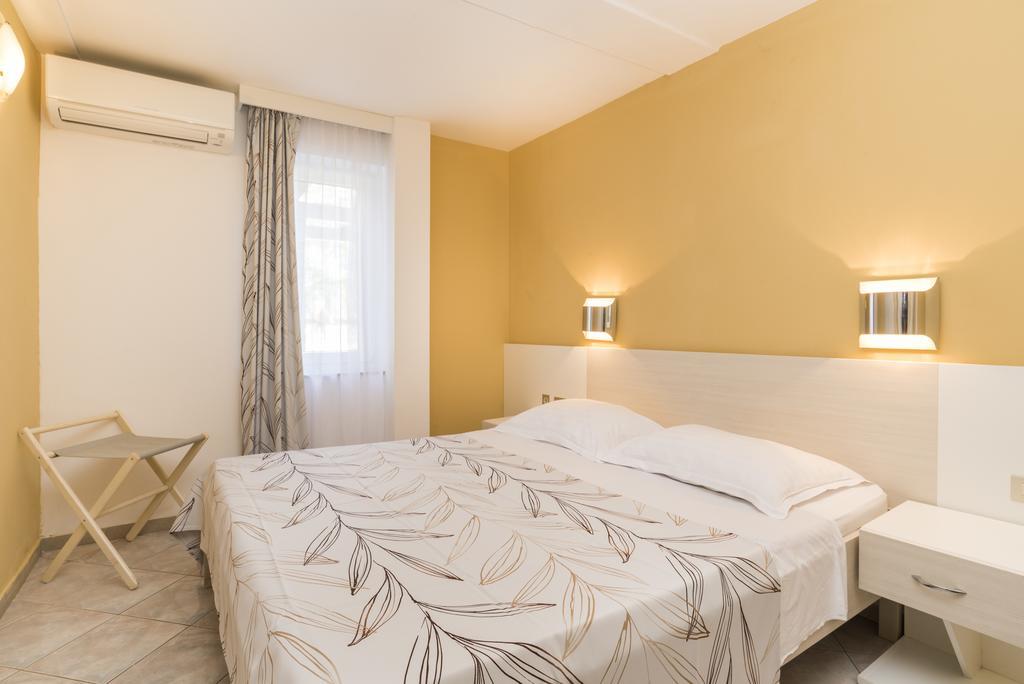 Apartments Amfora Plava Laguna Umag Værelse billede